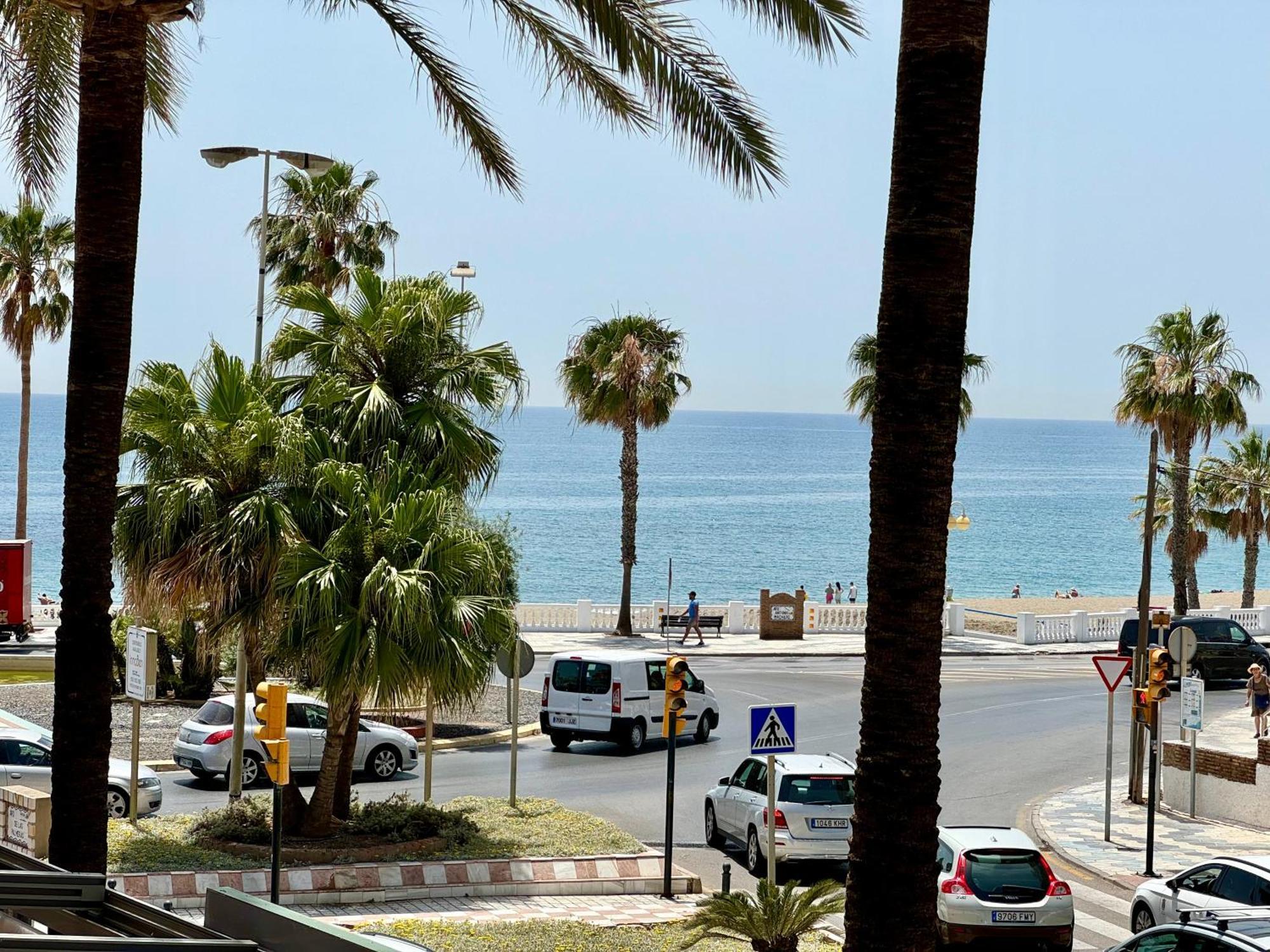 贝纳尔马德纳Benalroma A 50 Metros De La Playa!公寓 外观 照片